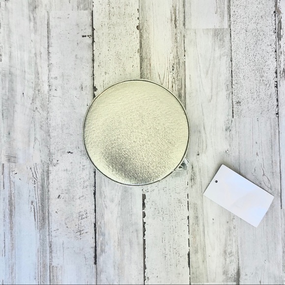 Nordstrom Handbags - 🍑Nordstrom Rack Travel Gold Jewelry Case